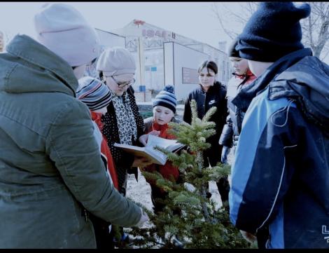 Работники культуры Урахчинского СДК с детьми вышли на прогулку